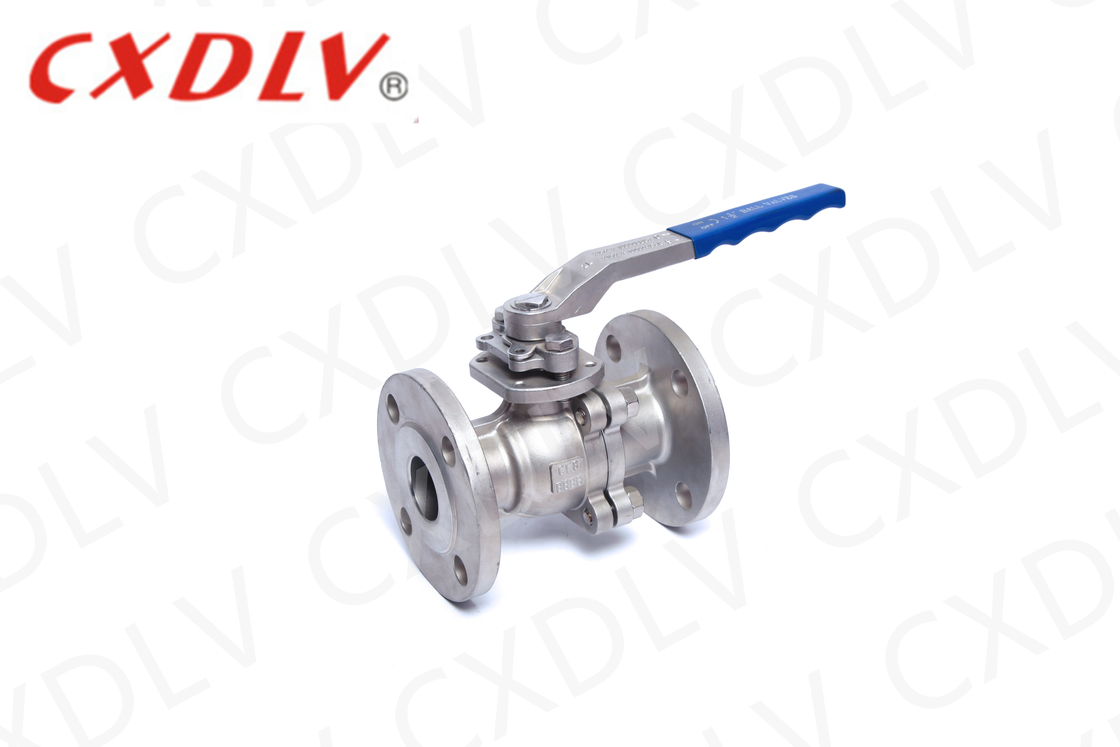 1/2"-8" صمام كرة عائم بمنصة منخفضة مع شفة قياسية DIN مع مقبض Ss304 / 316 لوسط الماء والزيت والغاز